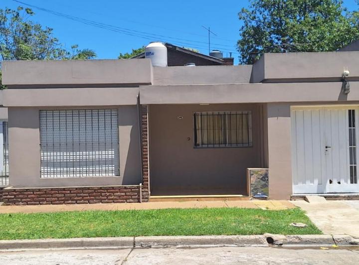 Casa · 100m² · 4 Ambientes