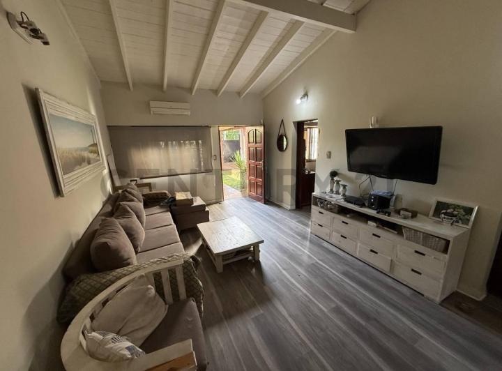 Casa · 105m² · 3 Ambientes · 1 Cochera
