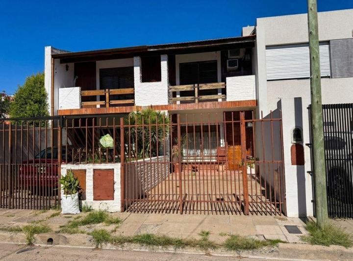 Casa · 116m² · 4 Ambientes · 1 Cochera