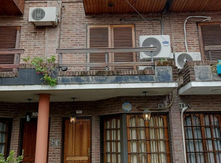 Casa · 115m² · 4 Ambientes · 1 Cochera