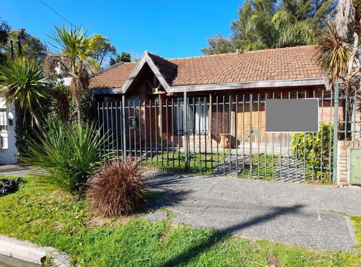 Casa · 100m² · 2 Dormitorios · 1 Cochera