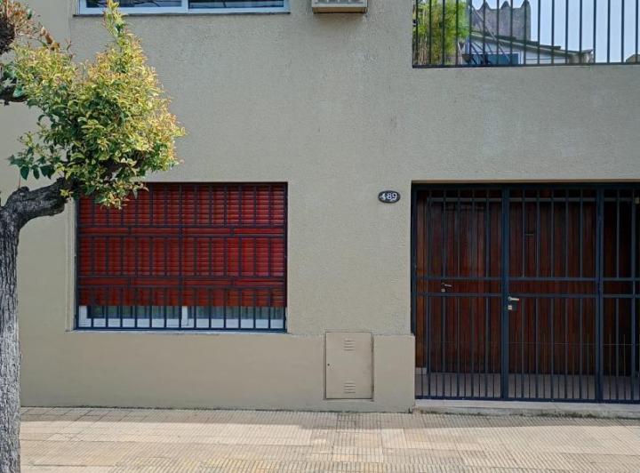 Casa · 110m² · 3 Ambientes · 1 Cochera