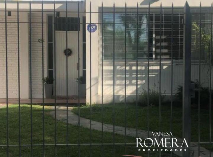 Casa · 98m² · 3 Ambientes · 1 Cochera