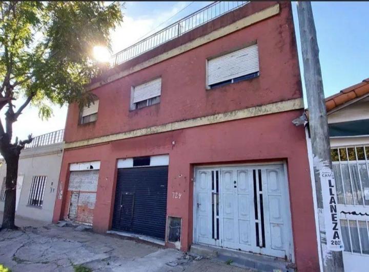 Casa · 207m² · 4 Ambientes · 1 Cochera