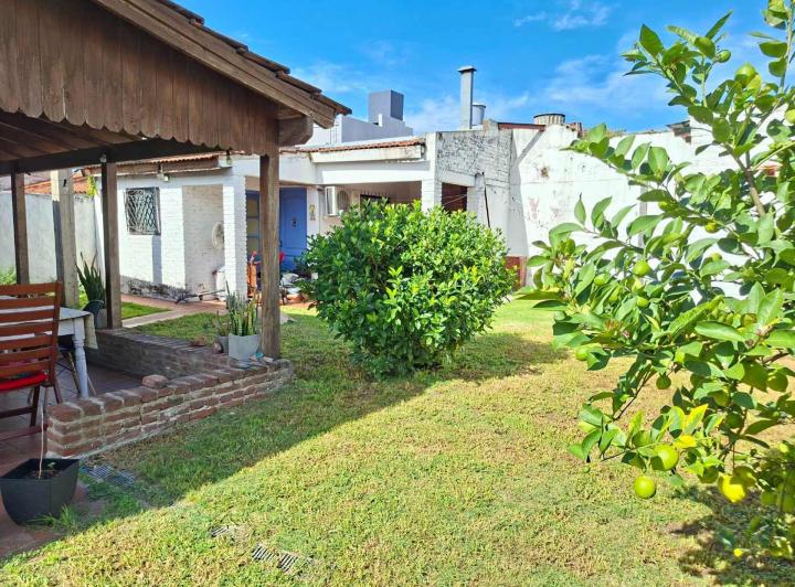 Casa · 129m² · 5 Ambientes · 3 Cocheras