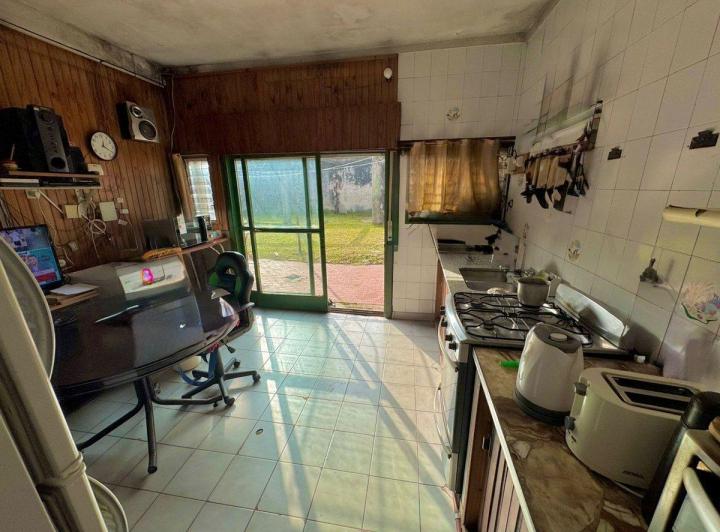 Casa · 177m² · 5 Ambientes · 1 Cochera
