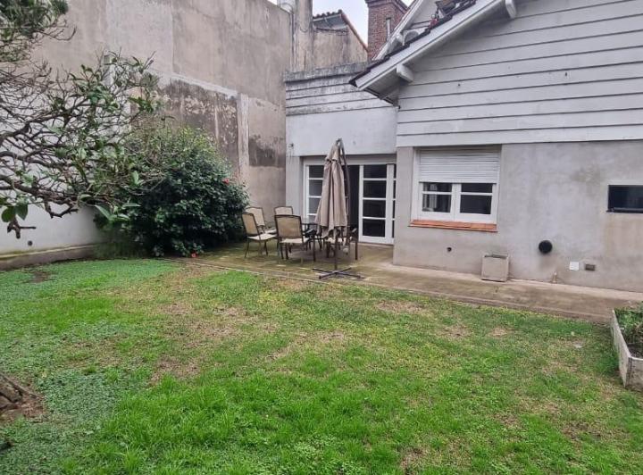 Casa · 150m² · 4 Ambientes · 20 Cocheras