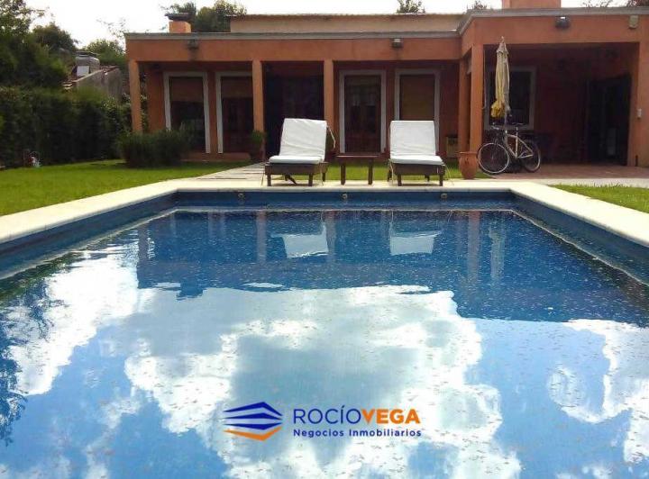 Casa · 110m² · 3 Ambientes · 1 Cochera