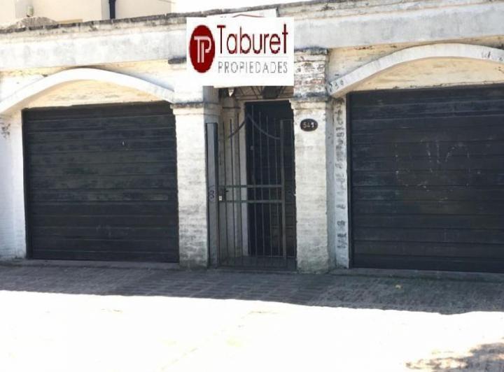 Casa · 200m² · 5 Ambientes