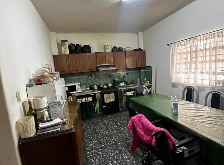 Casa · 363m² · 4 Ambientes · 2 Cocheras