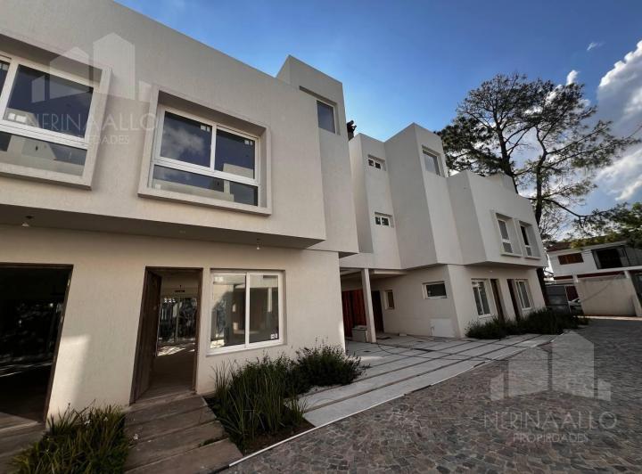 Casa · 96m² · 4 Ambientes · 1 Cochera