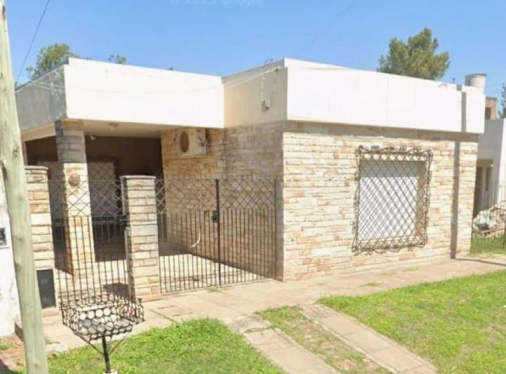 Casa · 120m² · 4 Ambientes · 1 Cochera