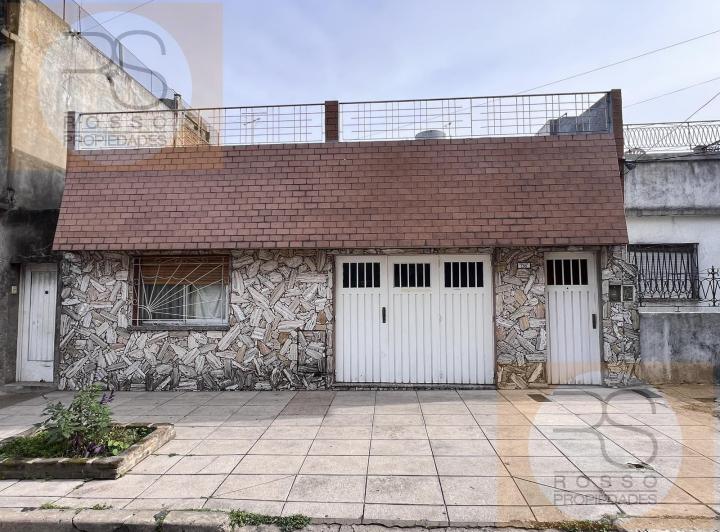 Casa · 120m² · 4 Ambientes · 1 Cochera
