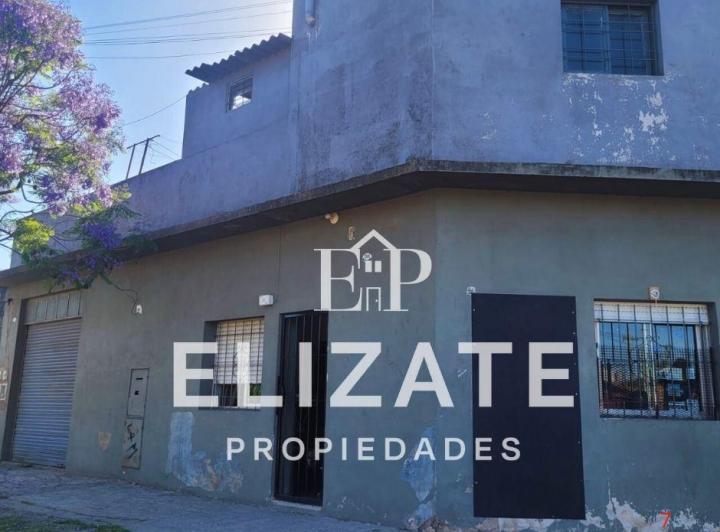 Casa · 220m² · 6 Ambientes · 1 Cochera