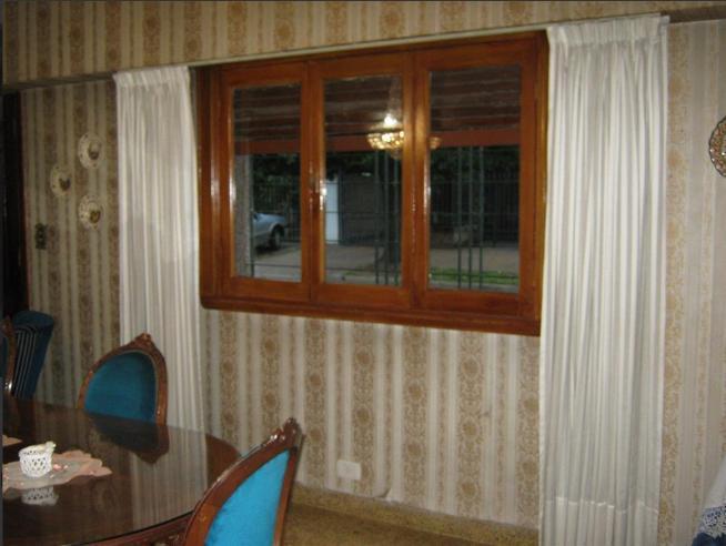 Casa · 249m² · 5 Ambientes · 2 Cocheras