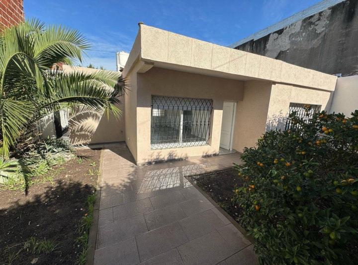 Casa · 110m² · 3 Ambientes · 1 Cochera