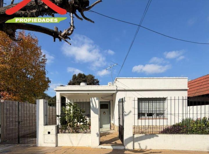 Casa · 80m² · 3 Ambientes · 1 Cochera