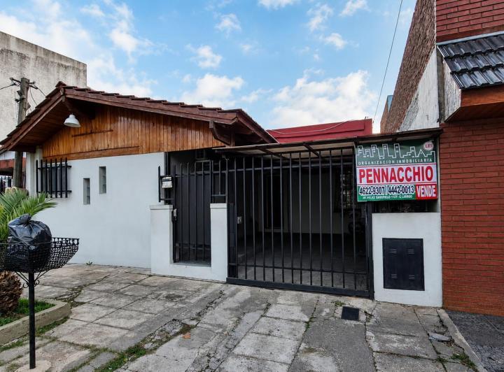 Casa · 185m² · 6 Ambientes · 1 Cochera
