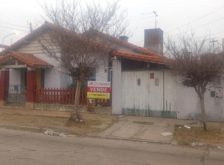 Casa · 70m² · 3 Ambientes · 1 Cochera