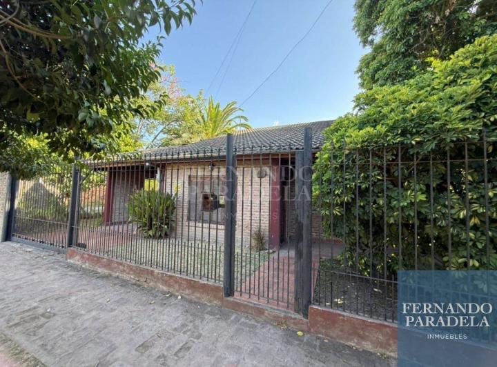 Casa · 110m² · 3 Ambientes · 2 Cocheras
