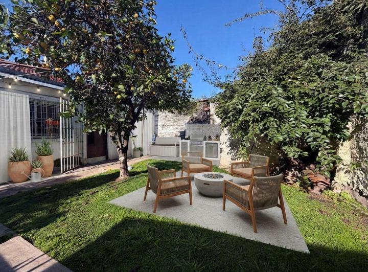 Casa · 79m² · 3 Ambientes · 2 Cocheras