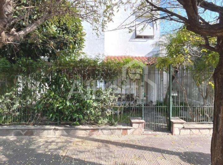 Casa · 184m² · 6 Ambientes