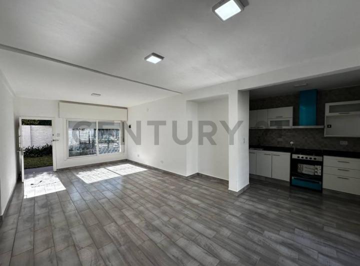 Casa · 110m² · 3 Ambientes · 1 Cochera