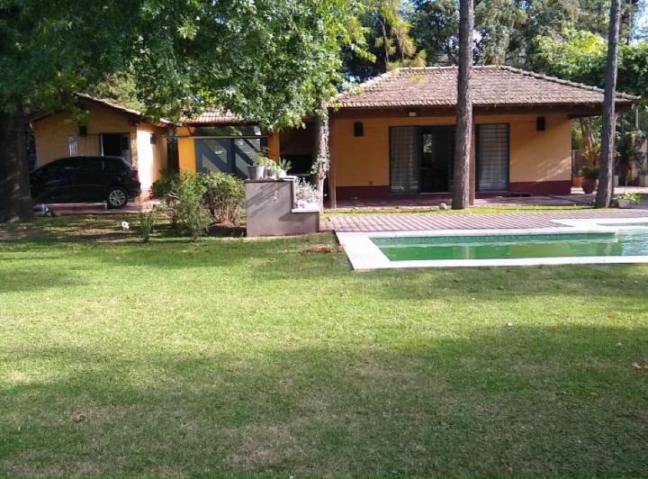 Casa · 147m² · 5 Ambientes · 3 Cocheras