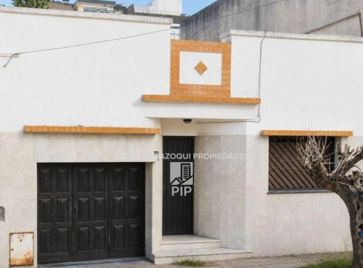 Casa · 188m² · 3 Ambientes · 1 Cochera