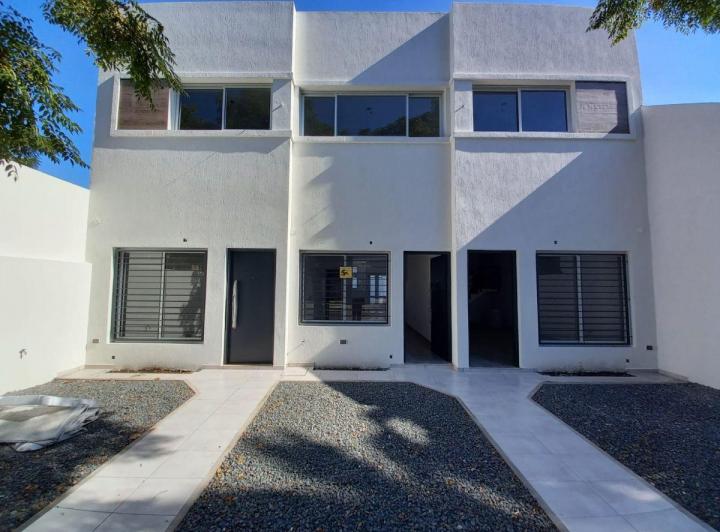 Casa · 60m² · 3 Ambientes · 1 Cochera