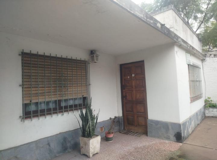 Casa · 122m² · 3 Ambientes · 4 Cocheras