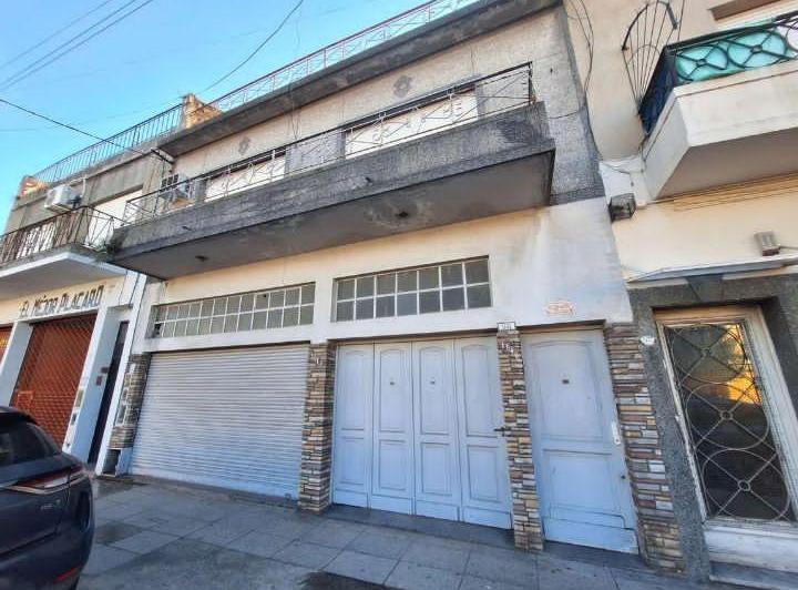 Casa · 236m² · 6 Ambientes