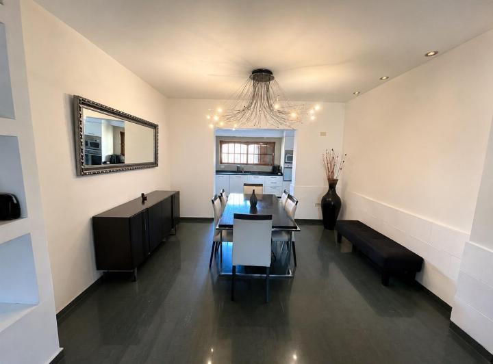 Casa · 119m² · 3 Dormitorios · 1 Cochera