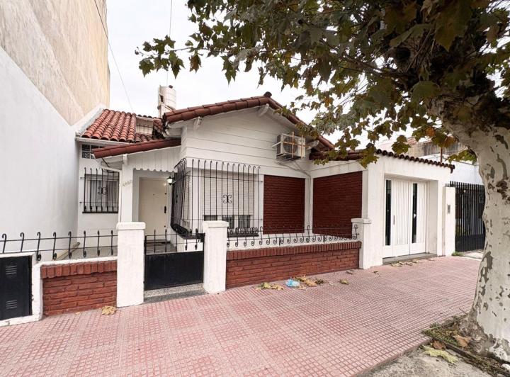 Casa · 151m² · 4 Ambientes · 1 Cochera