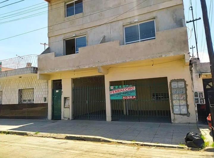 Casa · 300m² · 13 Ambientes