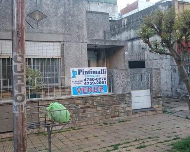 Casa · 326m² · 5 Ambientes · 2 Cocheras