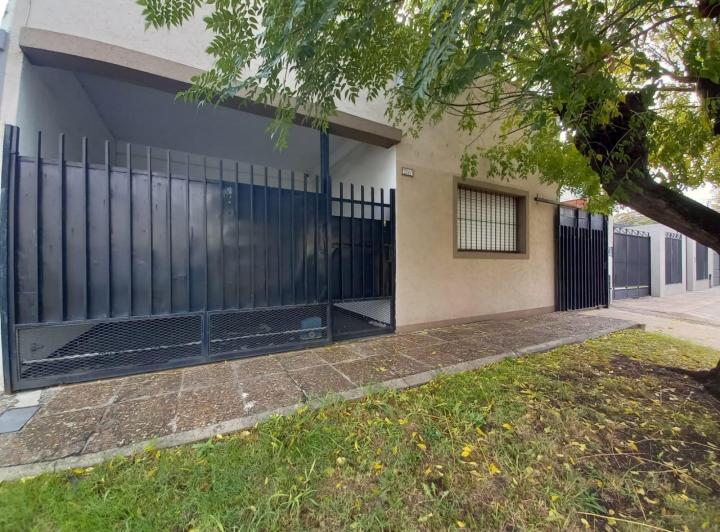 Casa · 113m² · 4 Ambientes · 1 Cochera