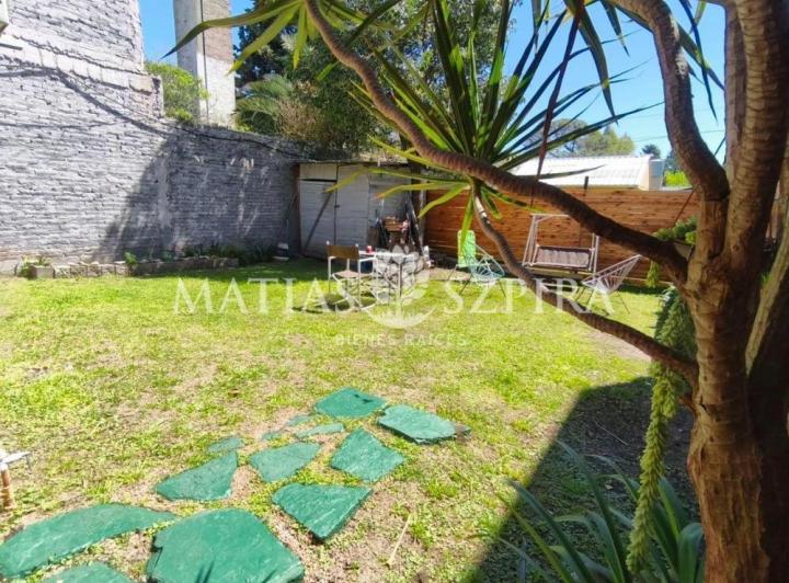 Casa · 90m² · 3 Ambientes · 2 Cocheras