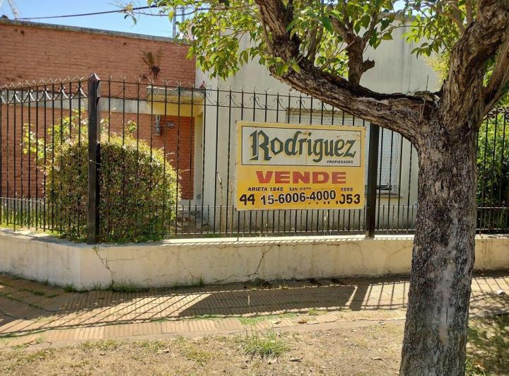 Casa · 116m² · 4 Ambientes · 1 Cochera