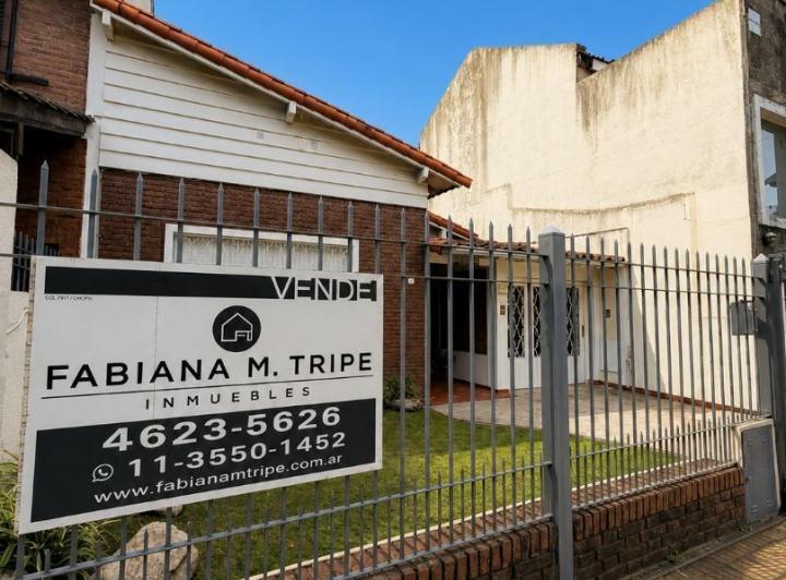 Casa · 215m² · 5 Ambientes · 3 Cocheras