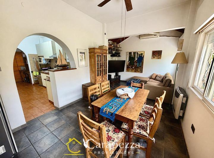 Casa · 90m² · 3 Ambientes · 1 Cochera