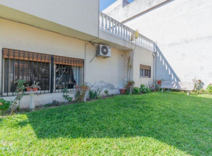 Casa · 175m² · 4 Ambientes · 1 Cochera