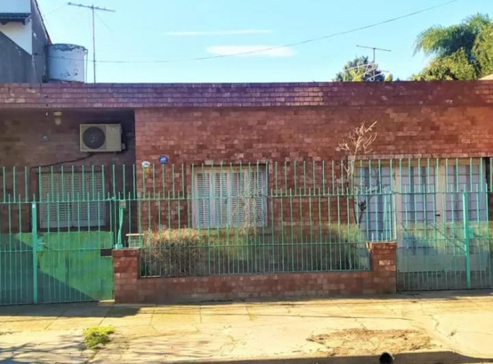 Casa · 135m² · 4 Ambientes · 1 Cochera