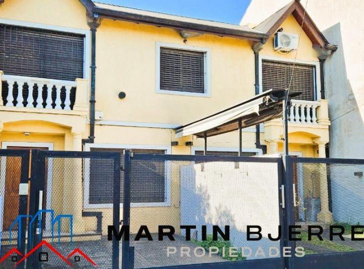 Casa · 125m² · 4 Ambientes · 1 Cochera