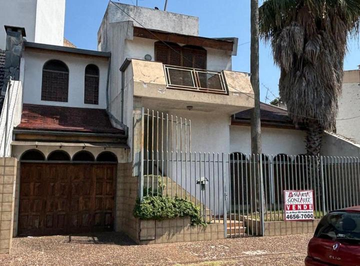 Casa · 150m² · 3 Ambientes · 1 Cochera