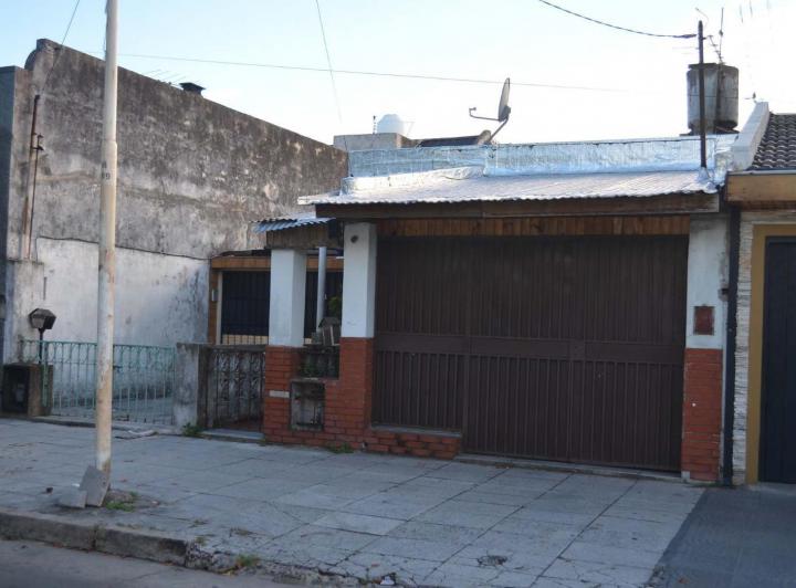 Casa · 80m² · 3 Ambientes · 1 Cochera