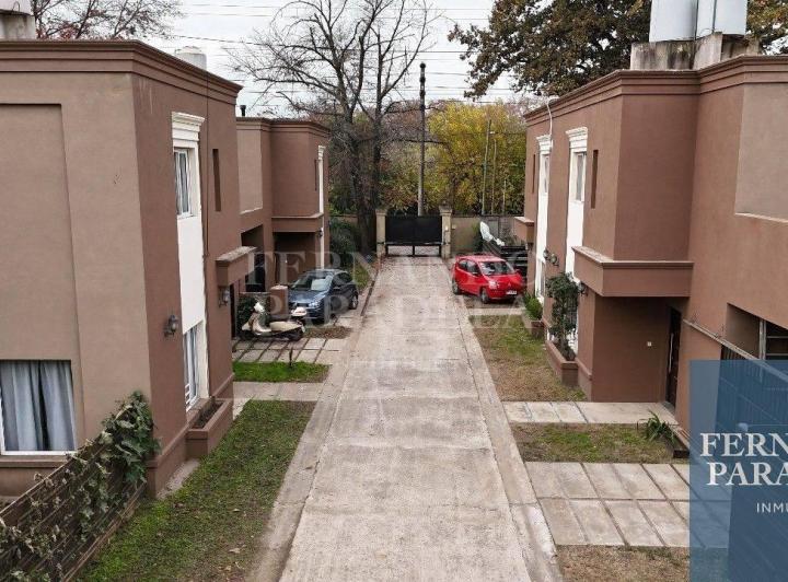 Casa · 150m² · 4 Ambientes · 1 Cochera