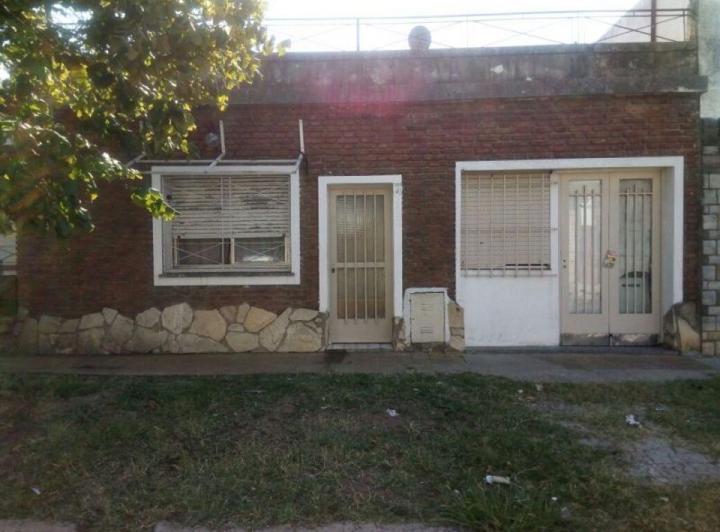 Casa · 200m² · 5 Ambientes