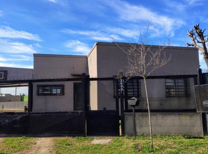 Casa · 150m² · 4 Ambientes · 2 Cocheras