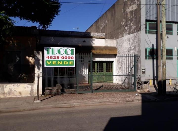 Casa · 100m² · 3 Ambientes · 2 Cocheras